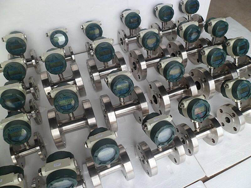 dn100液體渦輪流量計產品圖